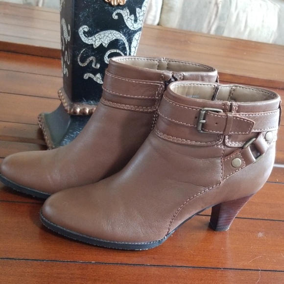 A.N.A. 🤠 BOOTIES - Picture 2 of 8